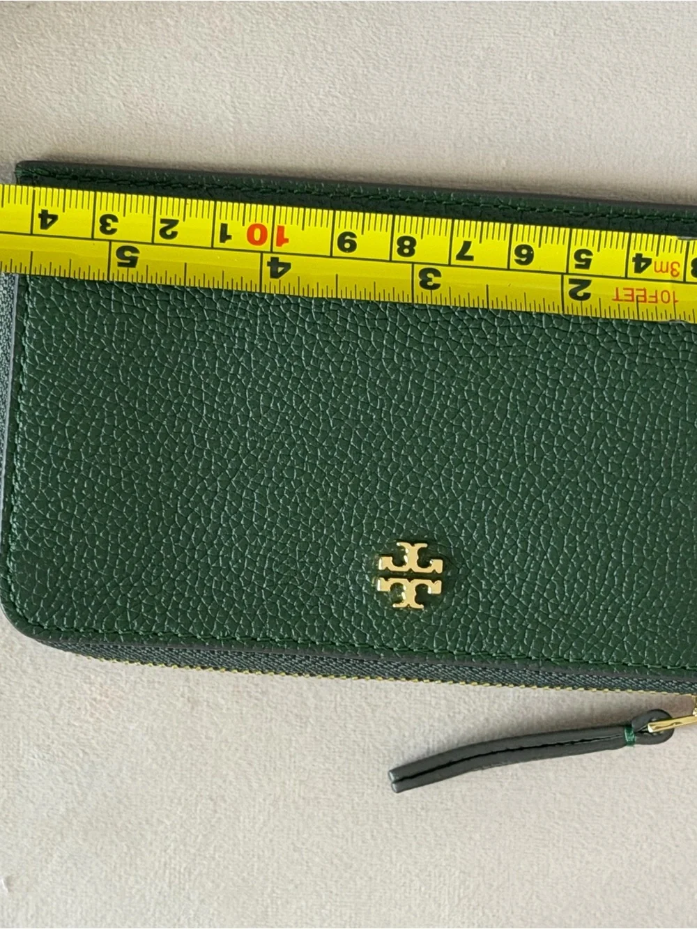 Tory Burch compact pebbled